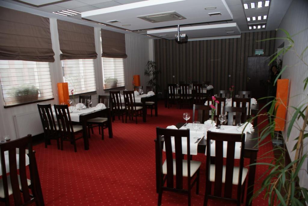 Hotel Centrum Kwidzyn Buitenkant foto